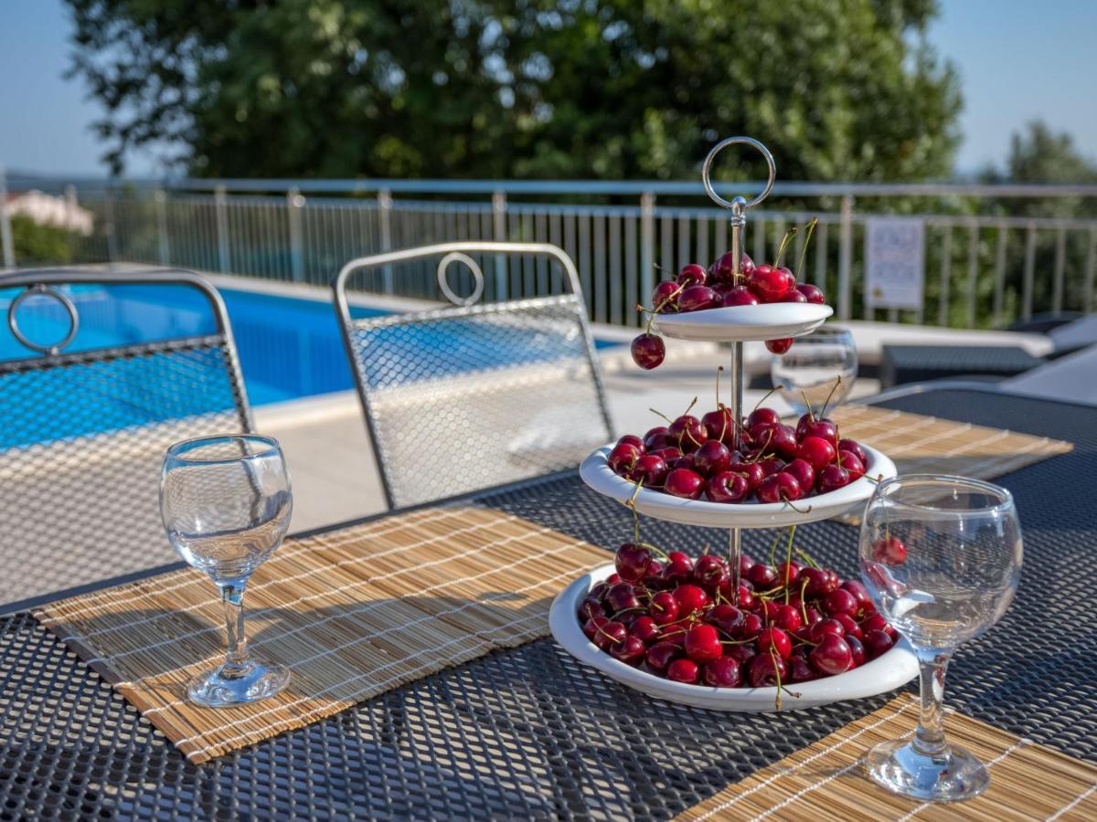 Holiday Home Legovic By Interhome Kaštelir Eksteriør bilde